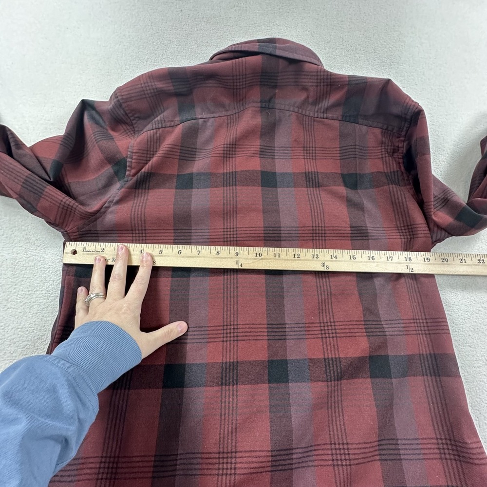 Flylow Shirt Mens Small Red Plaid Handlebar Tech Flannel Snap Front Outdoor - Picture 8 of 11